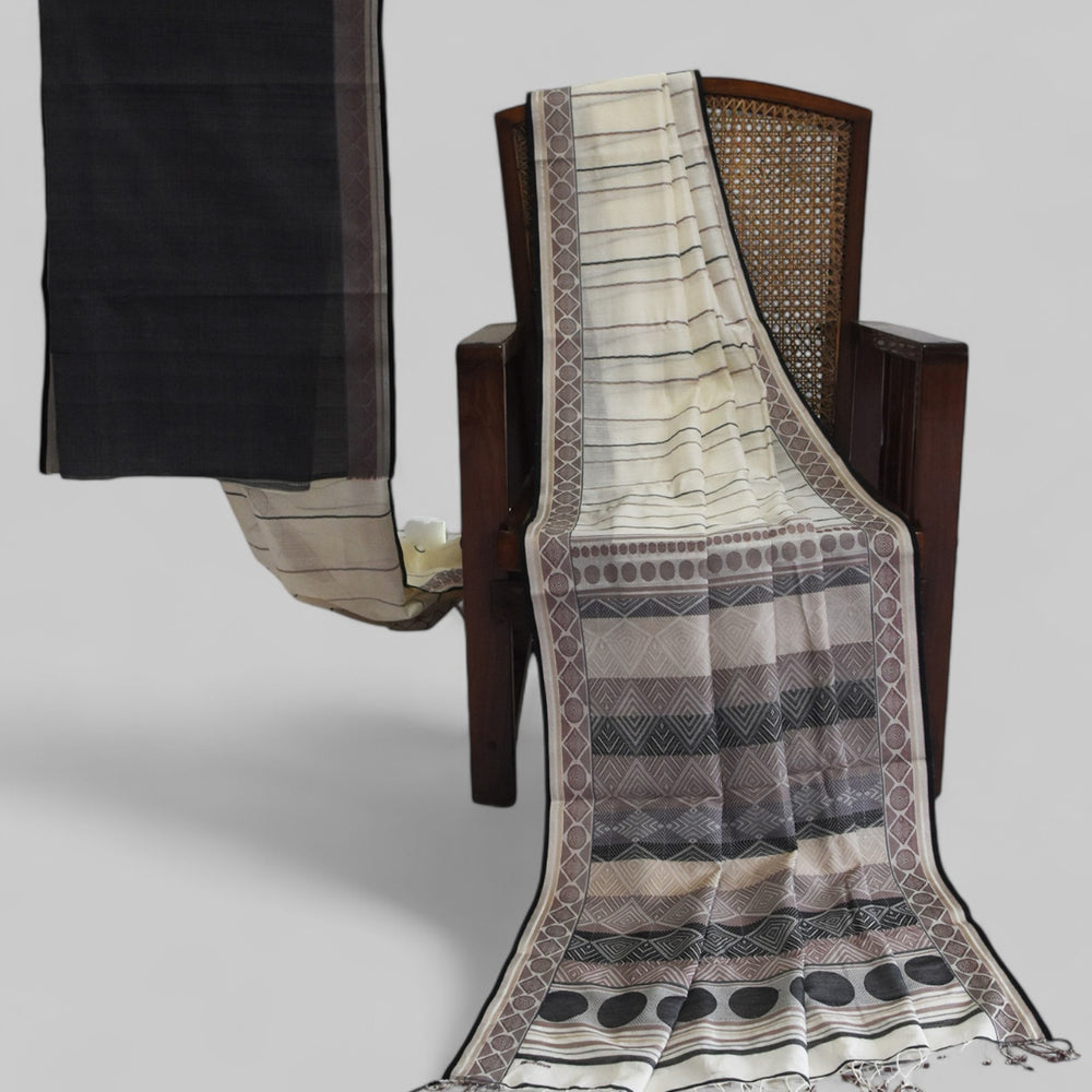 Off-white - Geometric Elegance Organic Cotton Saree