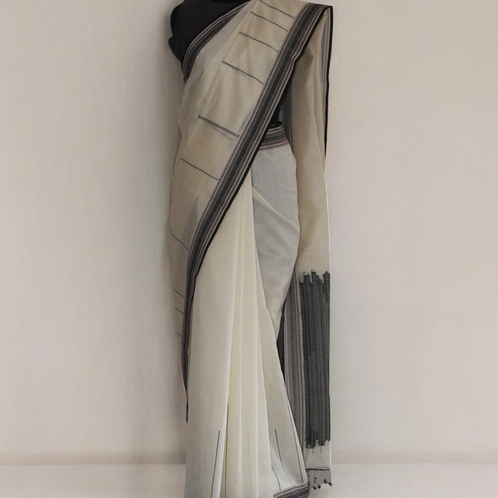 Off-White - Irregular Lines Motif Organic Cotton Saree