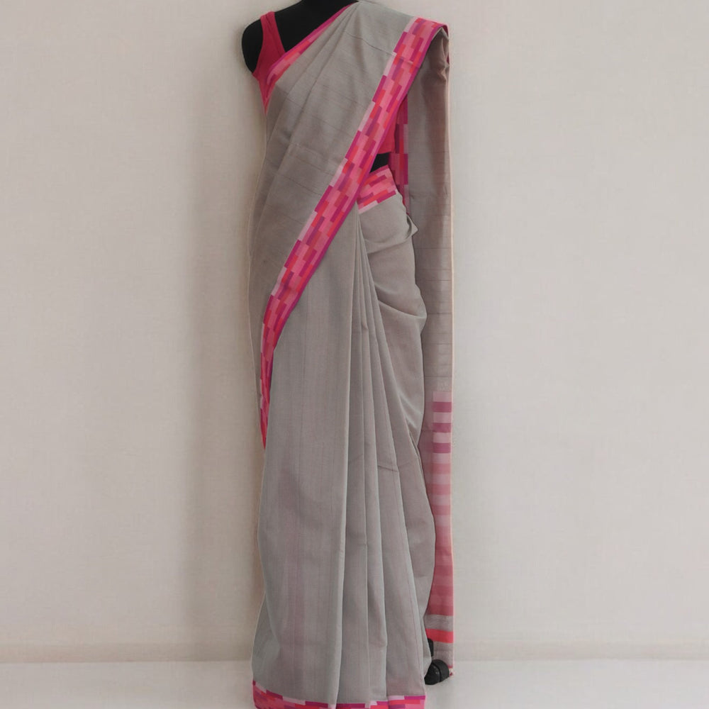 
                      
                        Light Grey - Rectangle Quilt Organic Cotton Saree
                      
                    