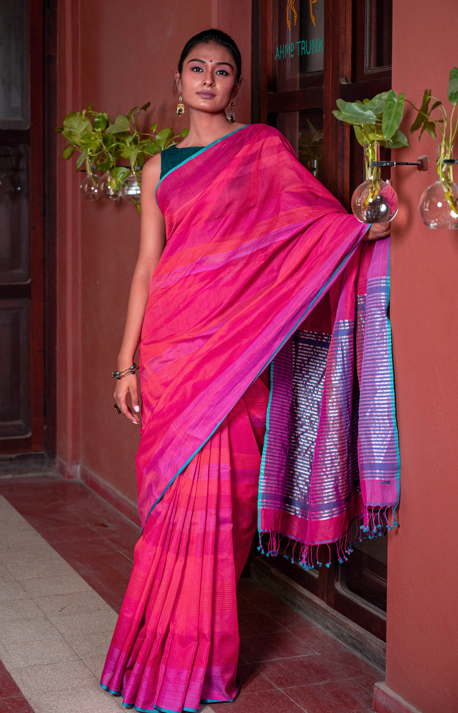 Buy Now Heavy weavy border Yet Breathable Organic Banarasi In Best Price  From Fashion Bazar.